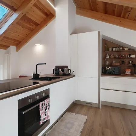 アパート La Mansarda Di Crevari