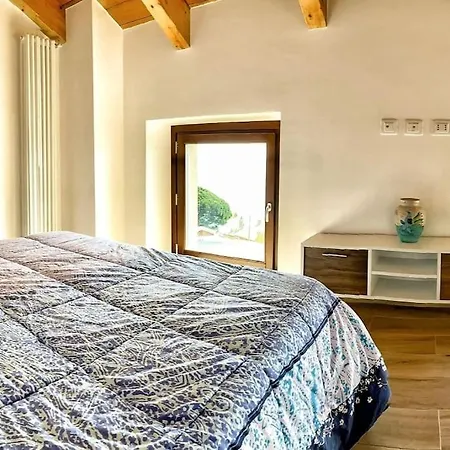 La Mansarda Di Crevari * Cenova
