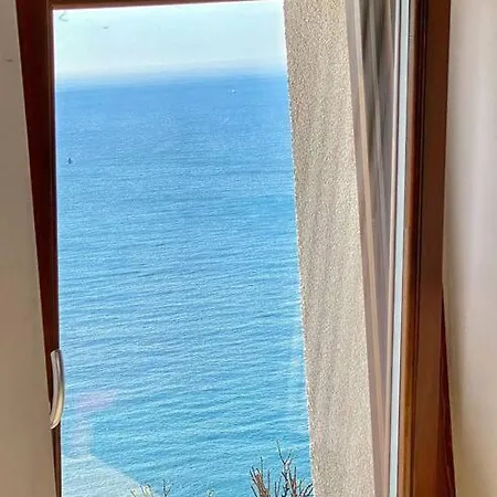 Appartamento La Mansarda Di Crevari Genova