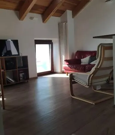 La Mansarda Di Crevari Appartamento