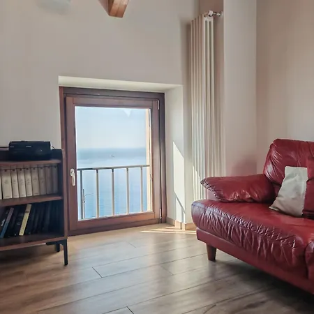 Apartament La Mansarda Di Crevari *