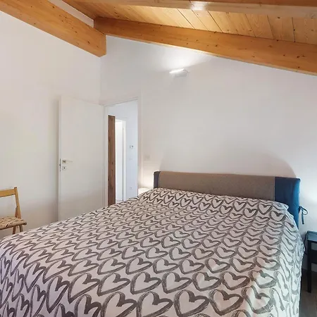 Apartament La Mansarda Di Crevari Genua