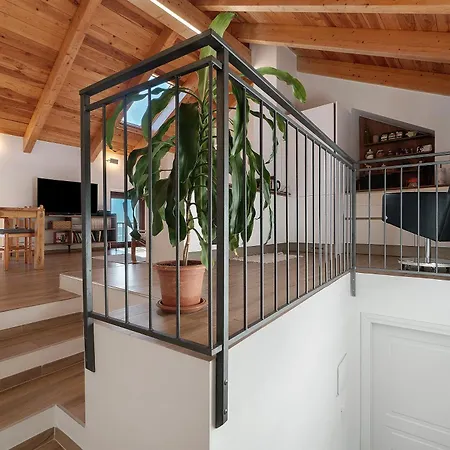 La Mansarda Di Crevari