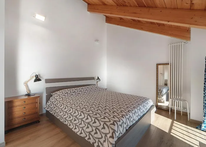 Appartement La Mansarda Di Crevari Genua